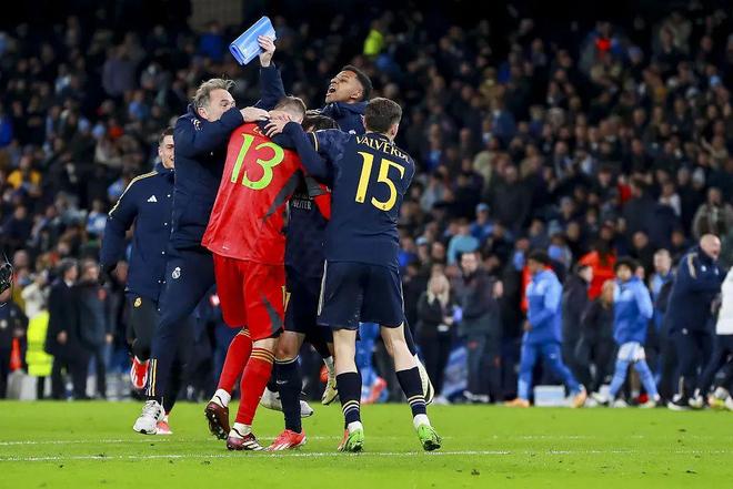 爱游戏娱乐-关于今夜AC米兰强势反弹——欧超杯节点到来；态度坚定；细节决定成败的信息