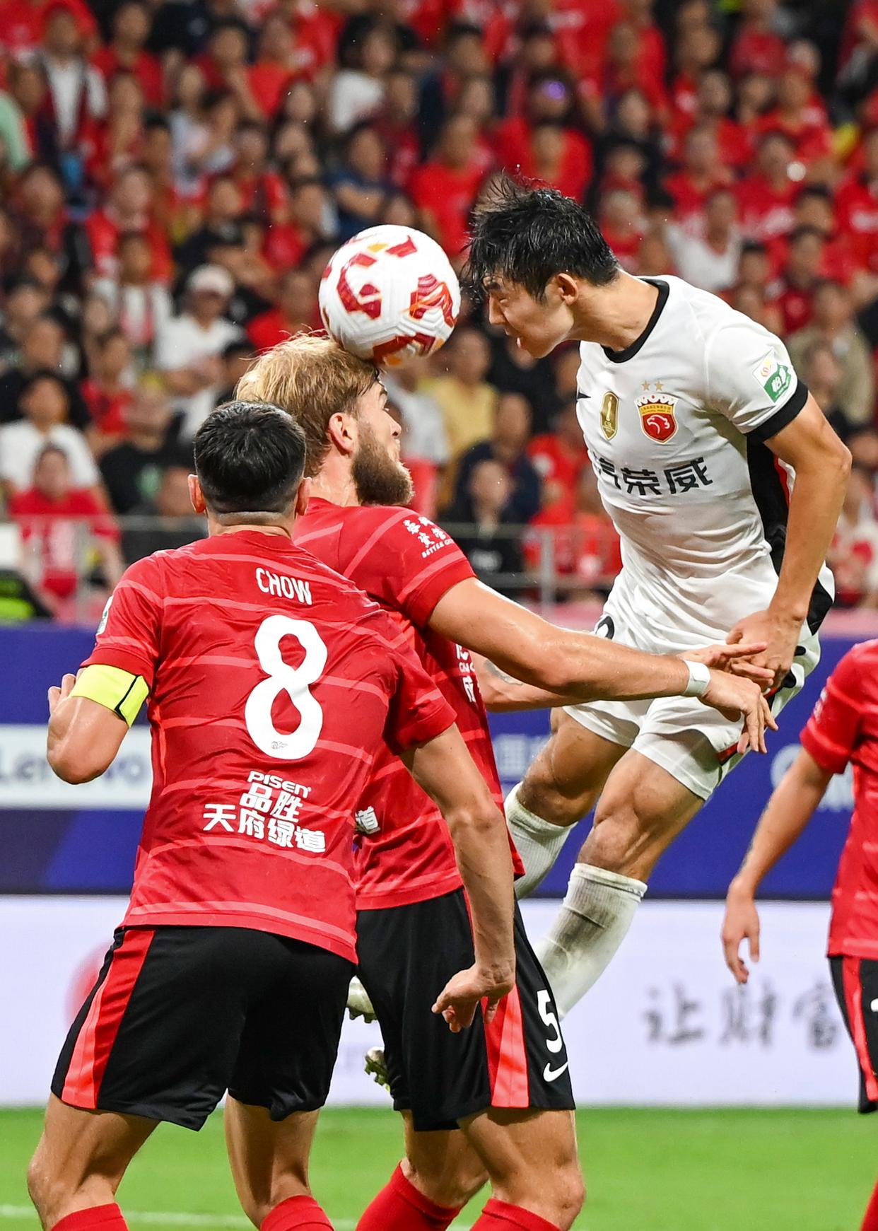 爱游戏平台-关于关键时刻体能课后，成都蓉城复出首秀备战中超，底气十足，赛程密集仍需轮换的信息