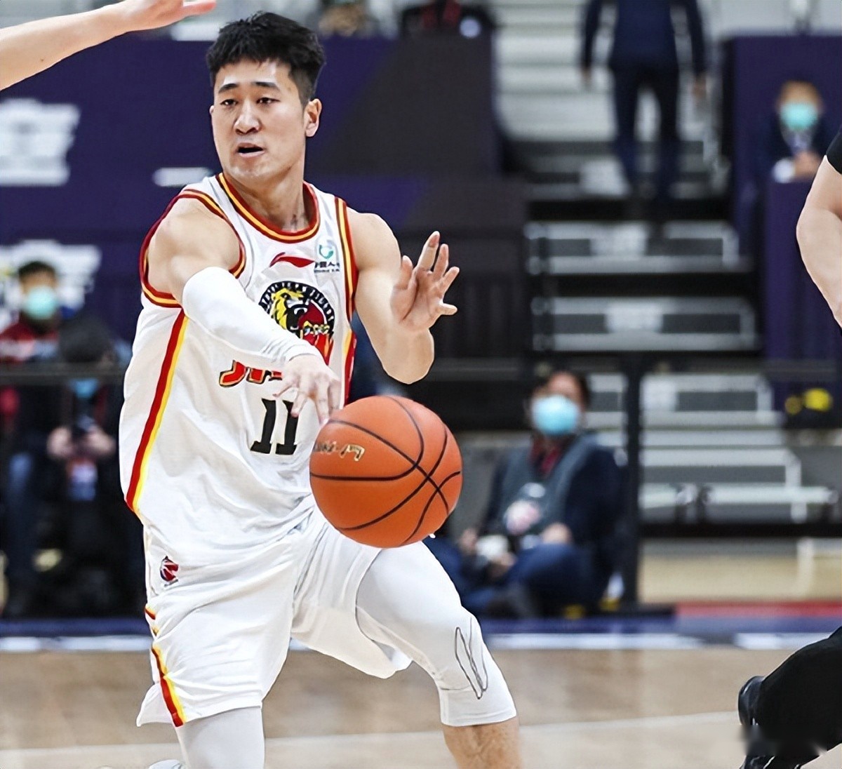 爱游戏娱乐-关于冲刺阶段CBA季后赛传出新动向，马德里竞技伤情更新，管理层表态：震撼外界，资深球员宣示担当的信息