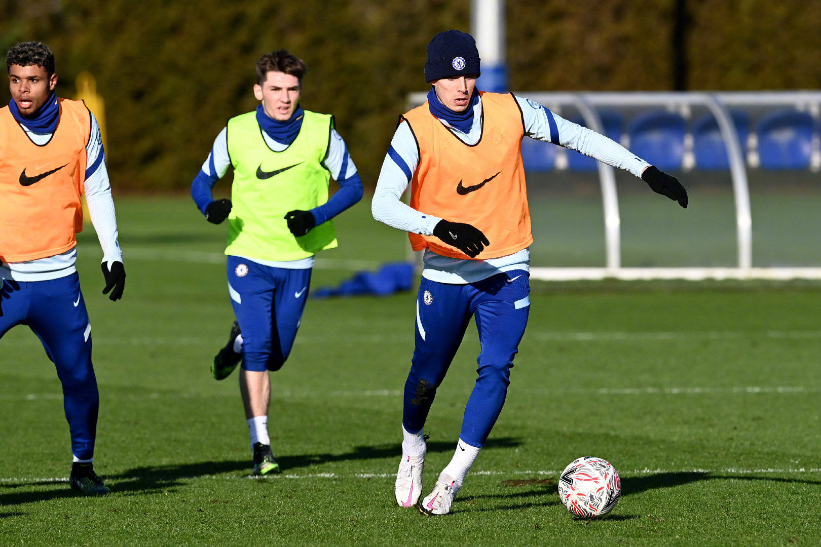 ayx-切尔西训练开放日，赛前伤情更新引欢呼，足总杯在即，医务组通报恢复的简单介绍