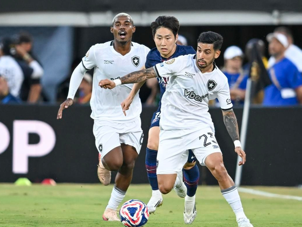 爱游戏-关于巴黎圣日耳曼训练开放日,加时末段回应争议引欢呼,国王杯在即,细节决定成败的信息